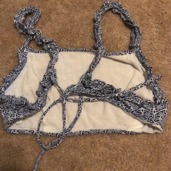 blue and white back tie crop top - Picture 2 of 2